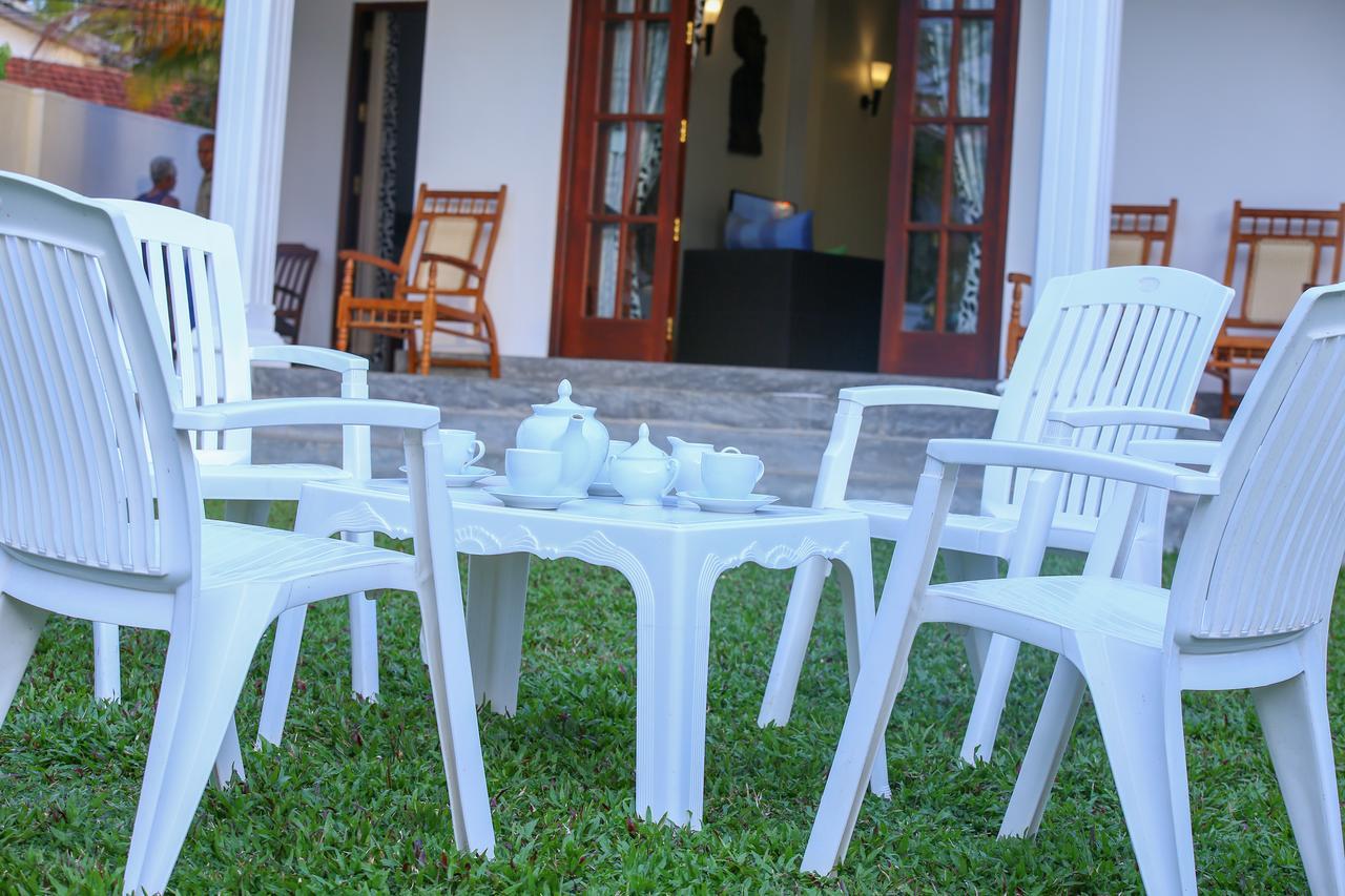 Sithi Villa Hikkaduwa Bagian luar foto