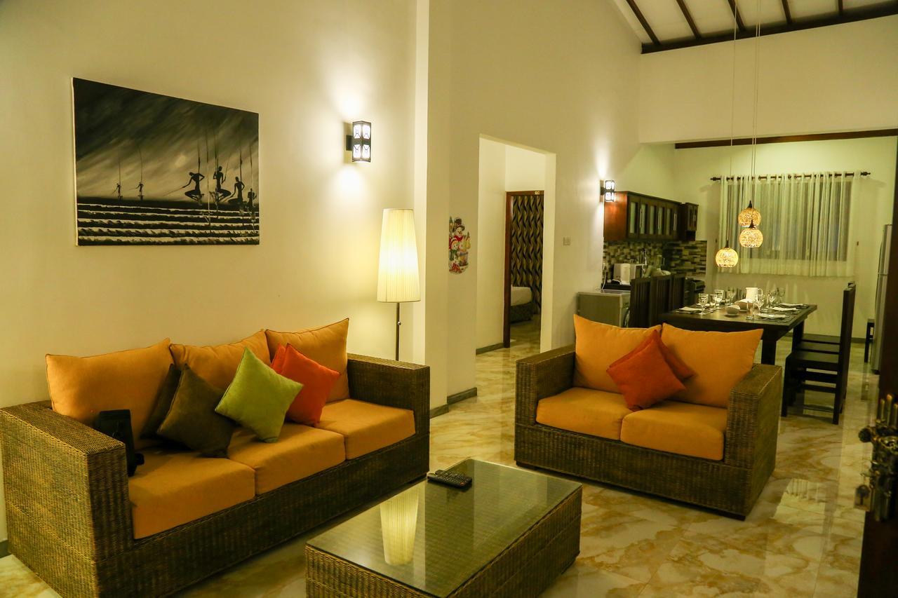 Sithi Villa Hikkaduwa Bagian luar foto