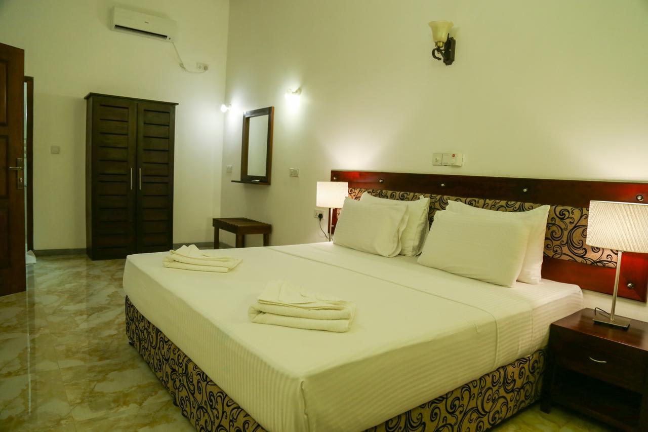 Sithi Villa Hikkaduwa Bagian luar foto