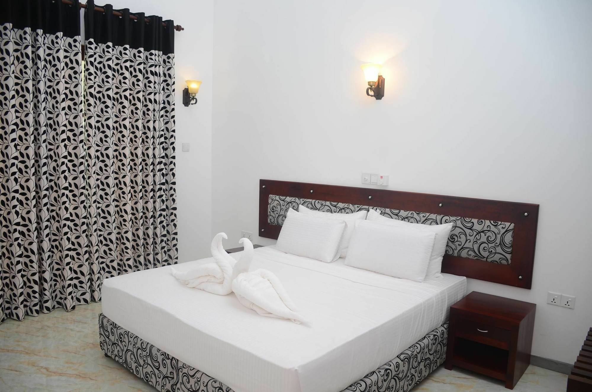 Sithi Villa Hikkaduwa Bagian luar foto